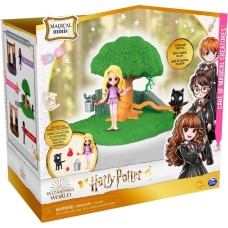 Spin Master Wizarding World Harry Potter - Hogwarts Pflege magischer Geschöpfe Spielset, Spielfigur(mit exklusiver Luna Lovegood Sammelfigur)
